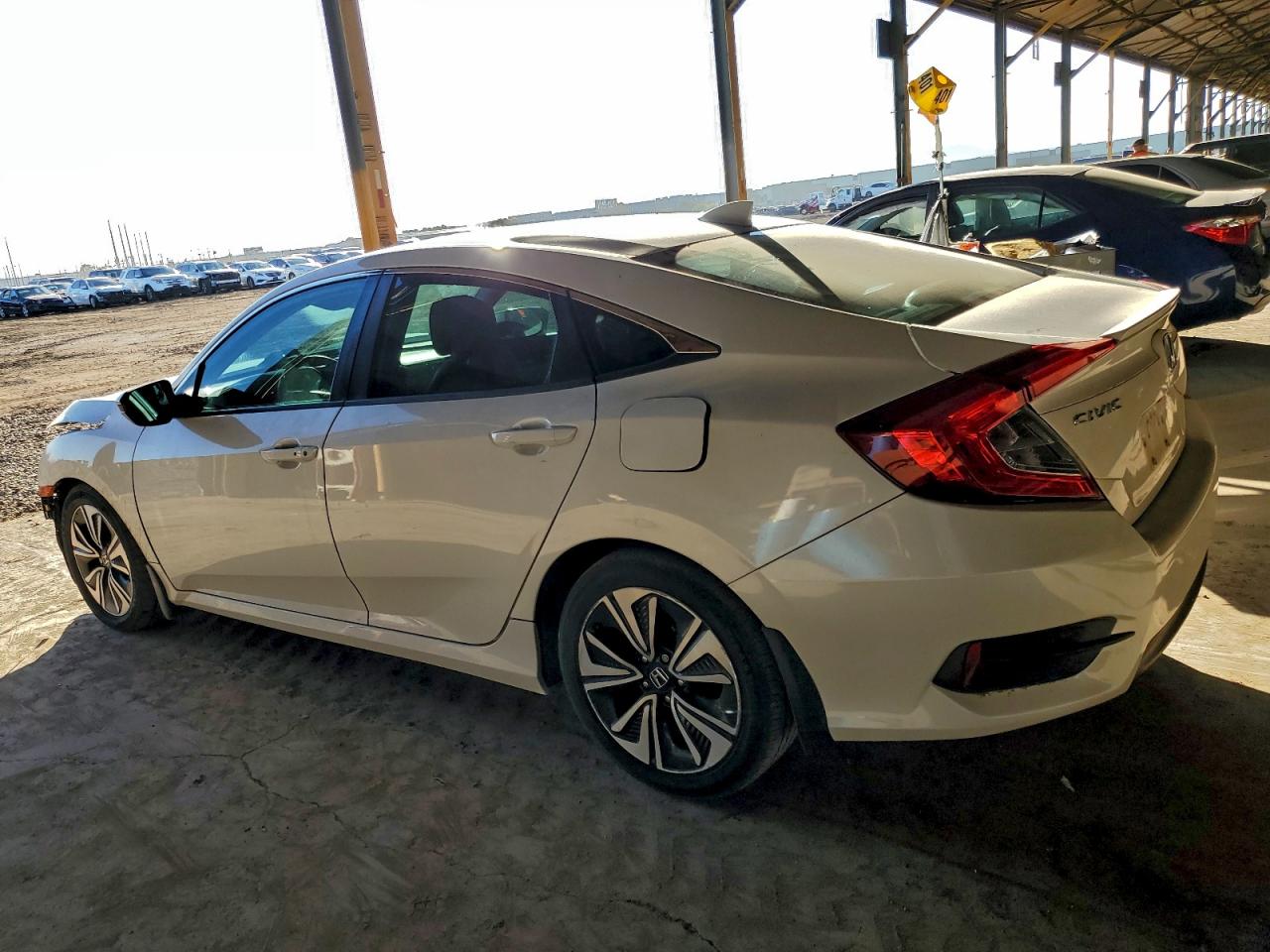 2017 HONDA CIVIC EX photo 2