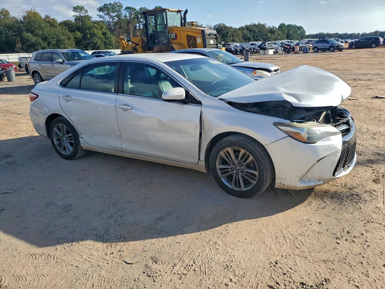 2016 TOYOTA CAMRY LE photo 7