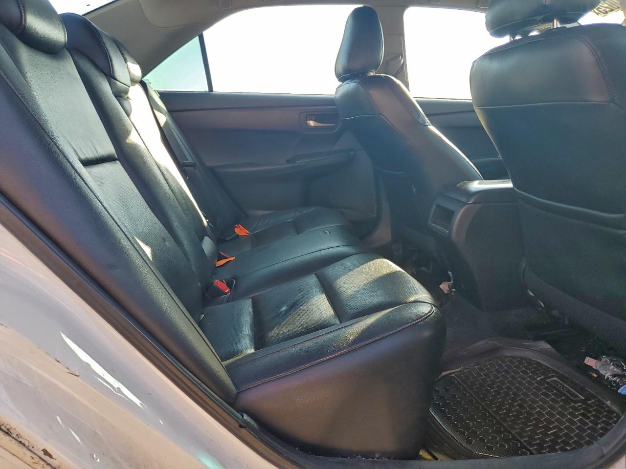 2016 TOYOTA CAMRY LE photo 19