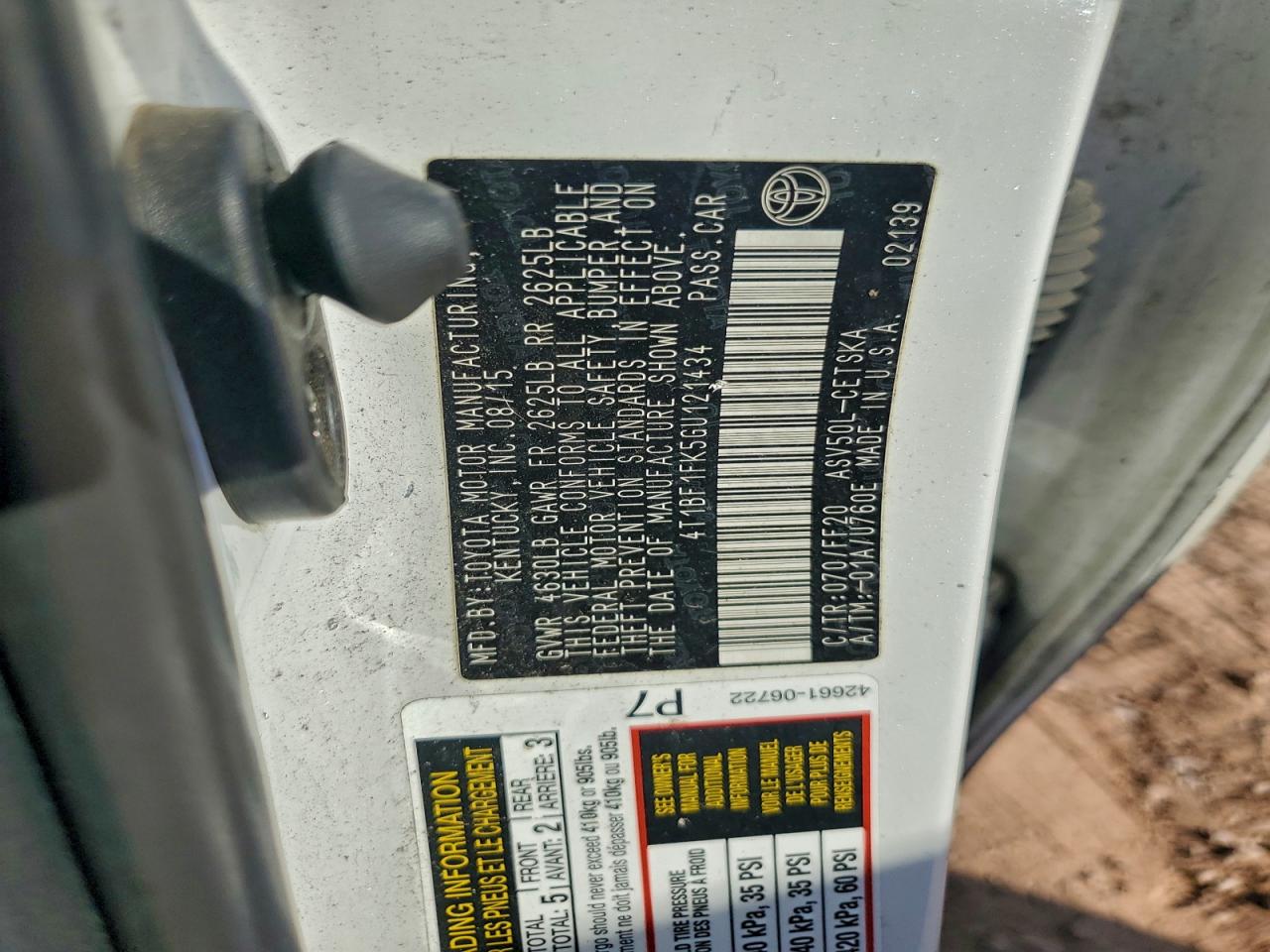 2016 TOYOTA CAMRY LE photo 23