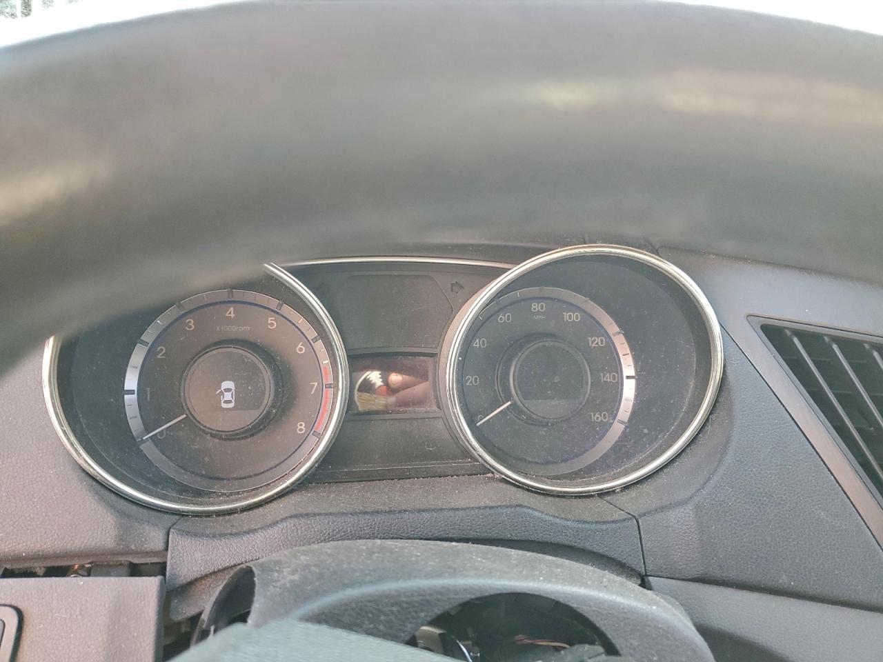 2011 HYUNDAI SONATA GLS photo 9