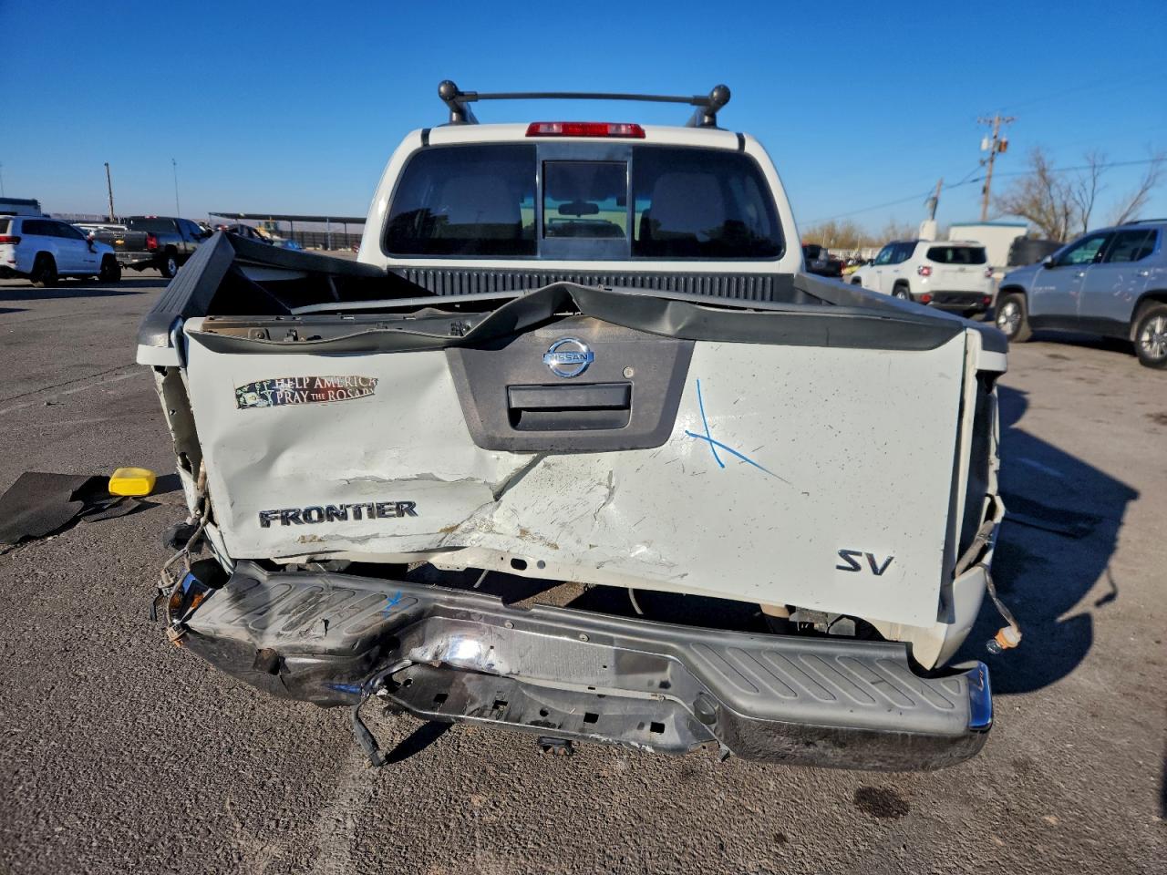 2017 NISSAN FRONTIER S photo 11