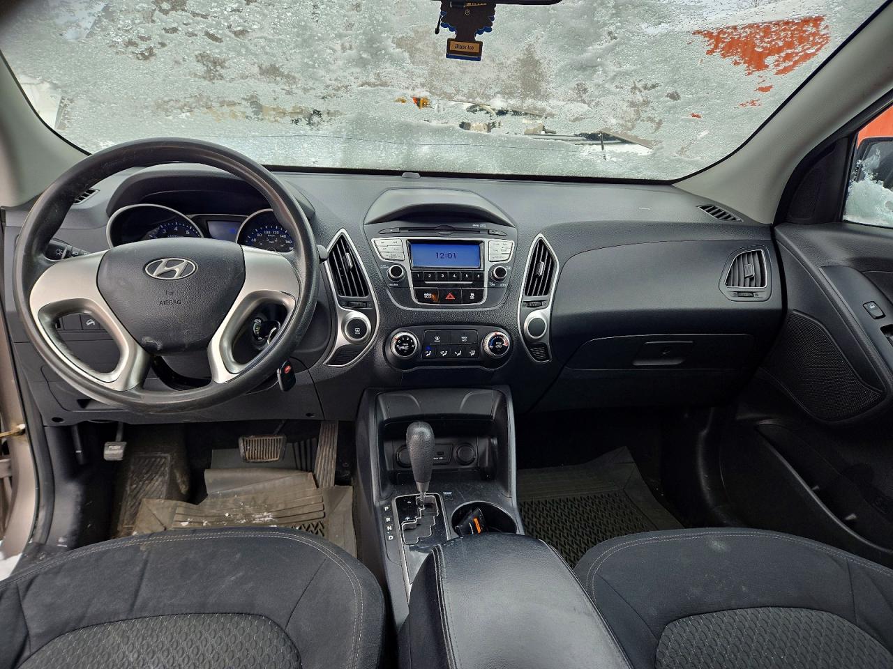 2012 HYUNDAI TUCSON GL photo 15
