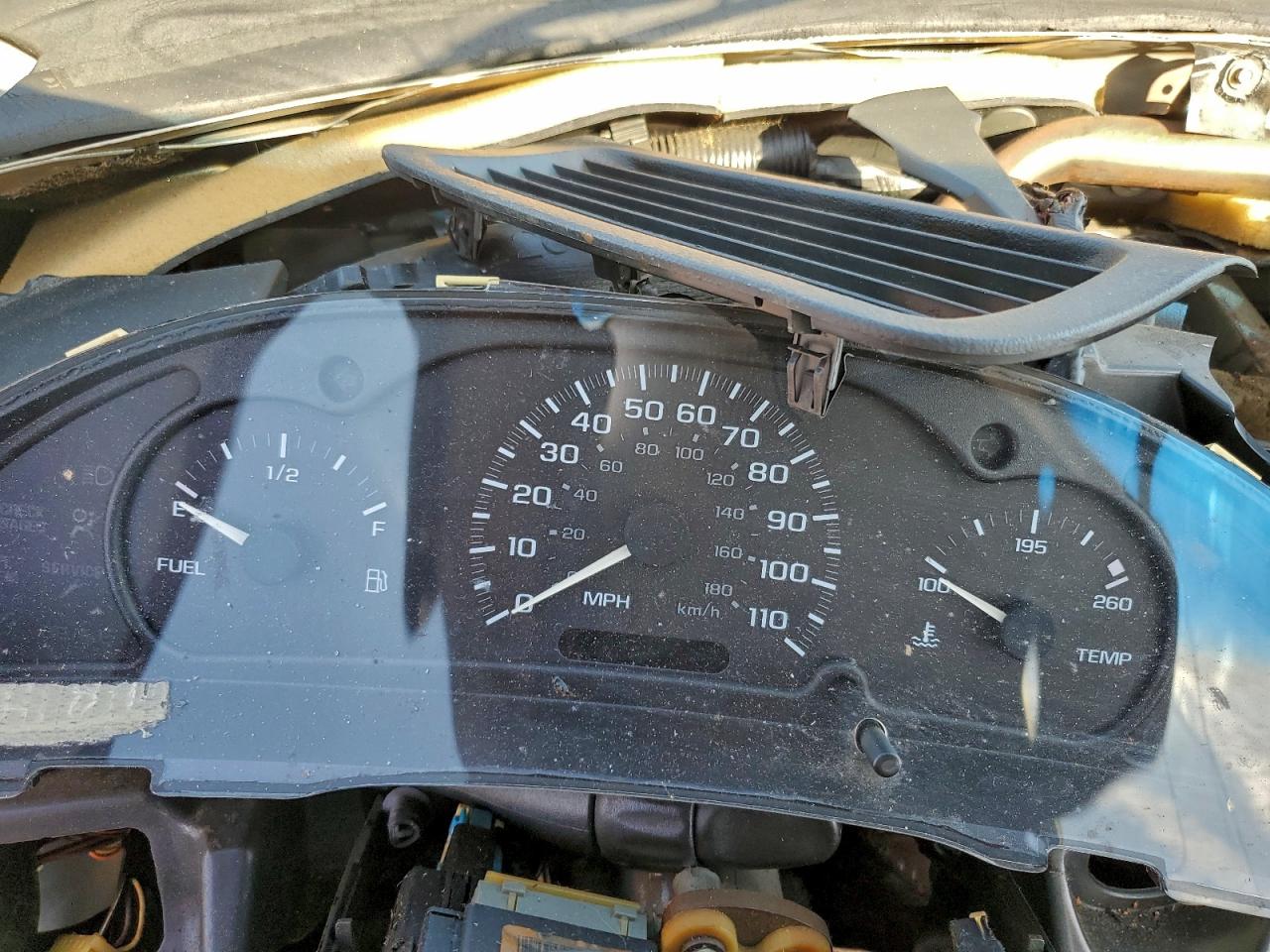 2001 CHEVROLET CAVALIER BASE photo 9