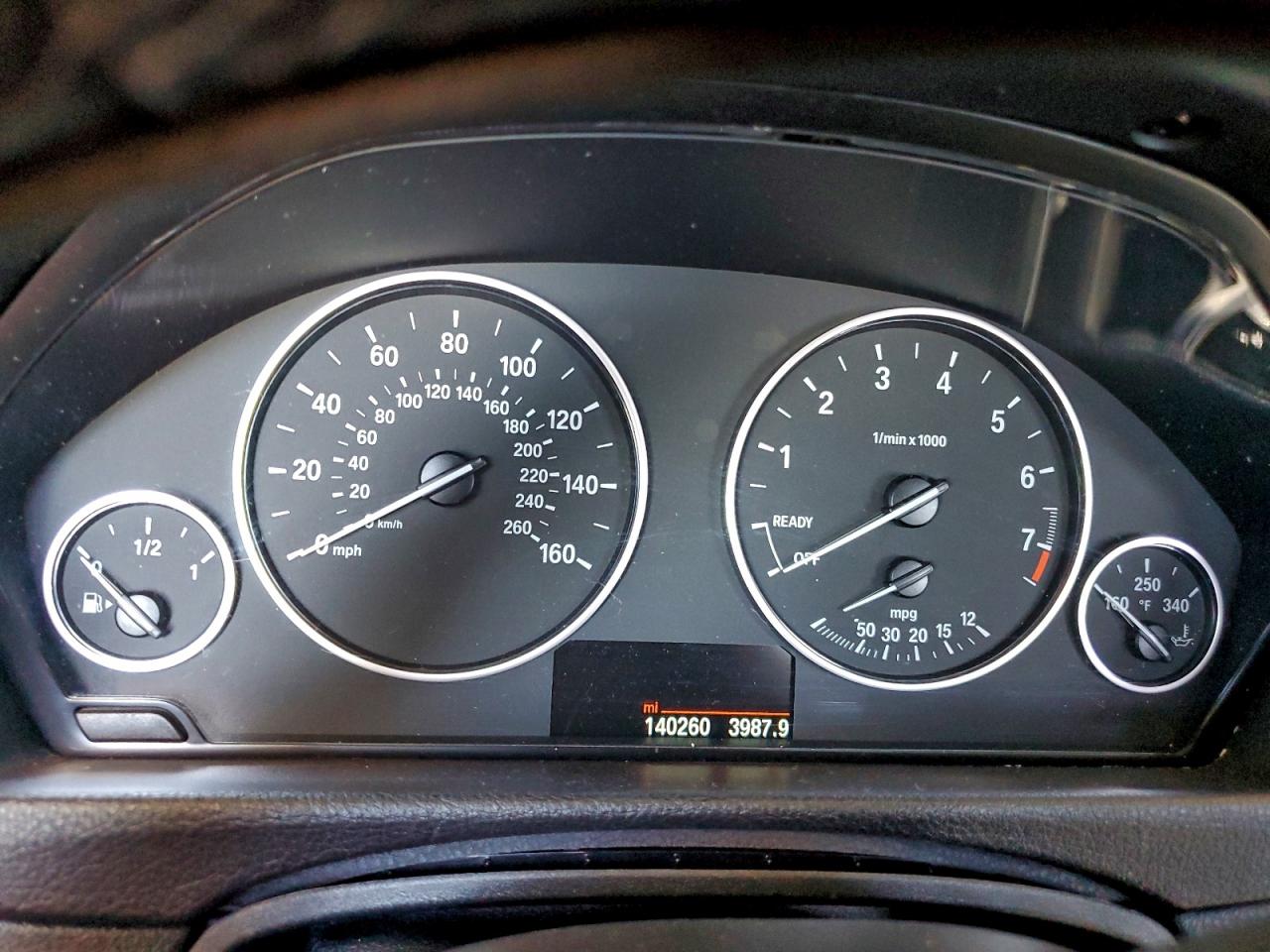 2016 BMW 320 I photo 9