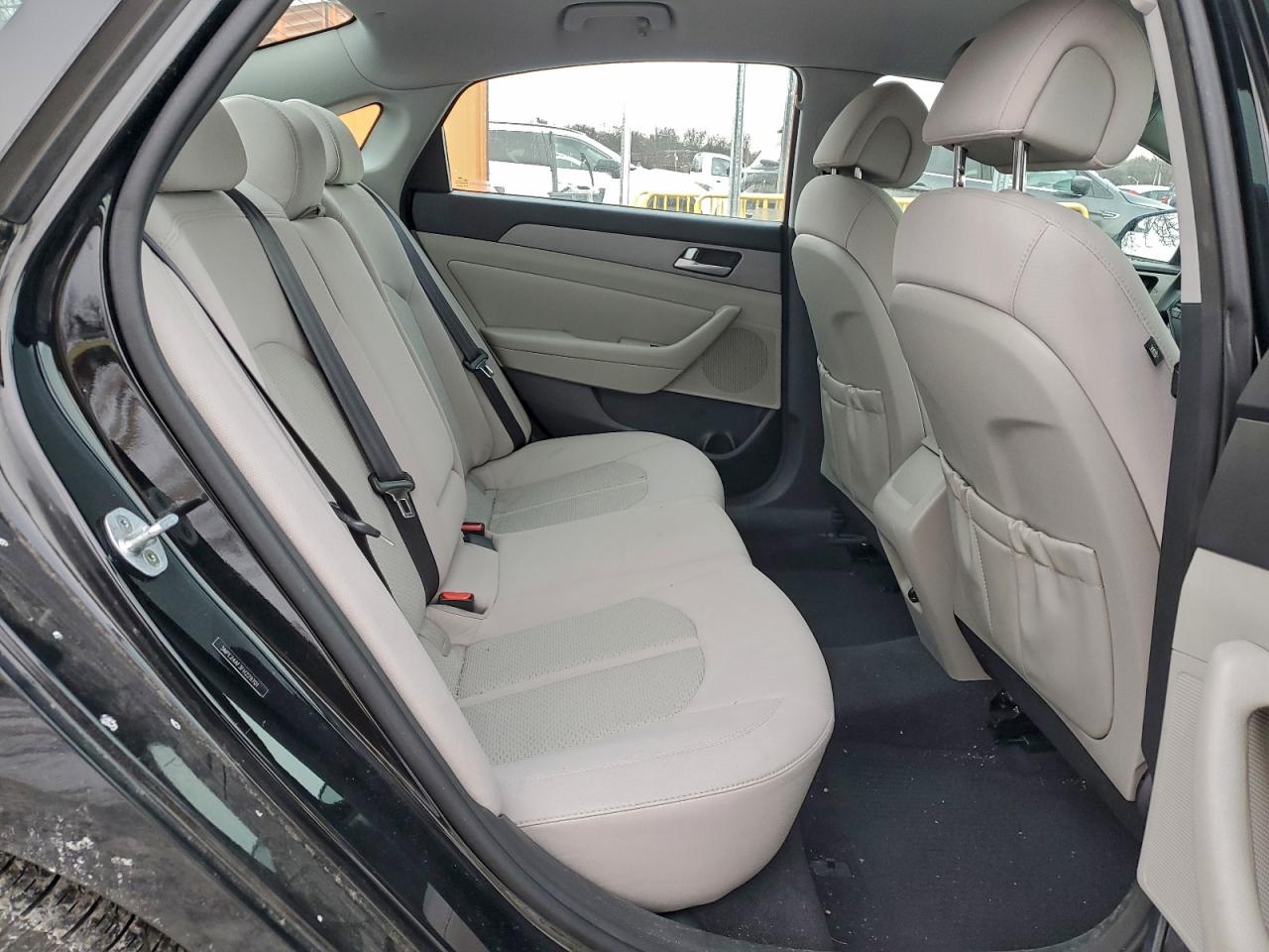 2015 HYUNDAI SONATA SE photo 10
