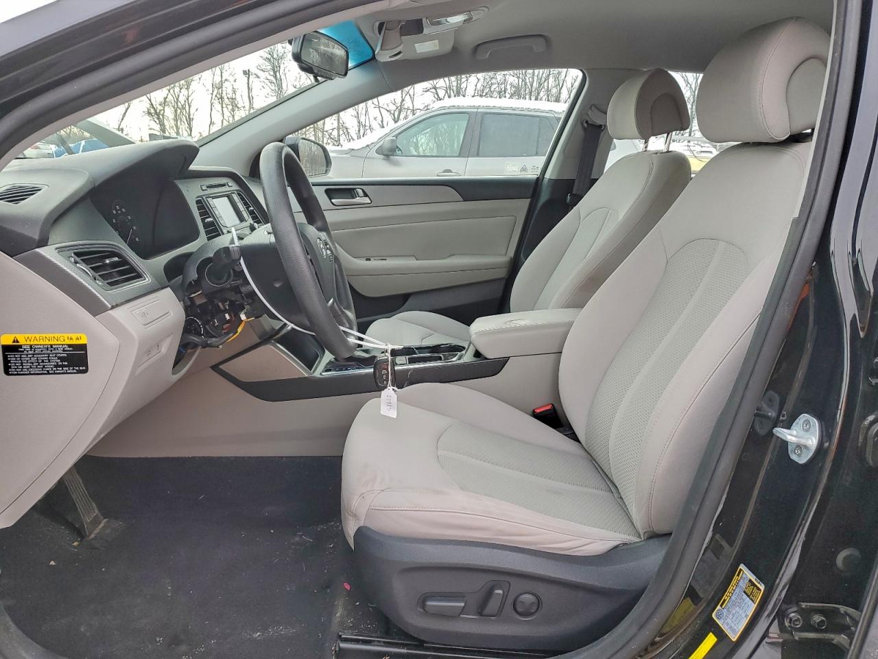 2015 HYUNDAI SONATA SE photo 7