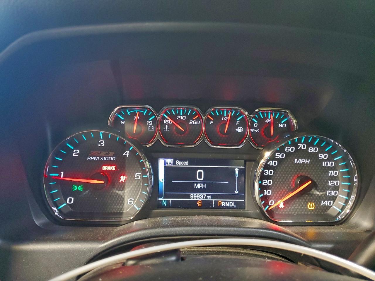 2018 CHEVROLET SILVERADO K1500 LT photo 9