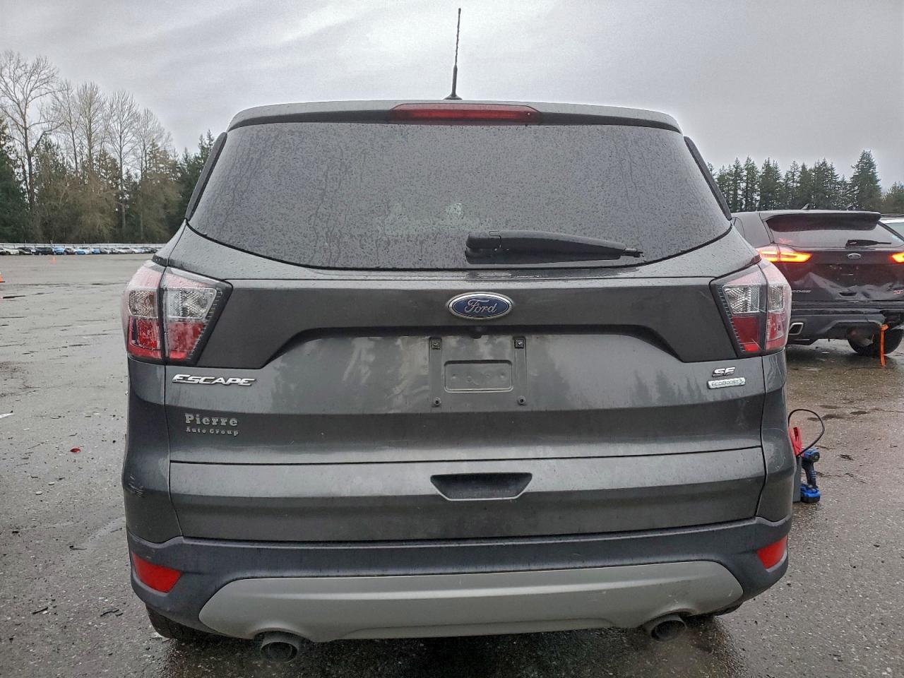 2017 FORD ESCAPE SE photo 6