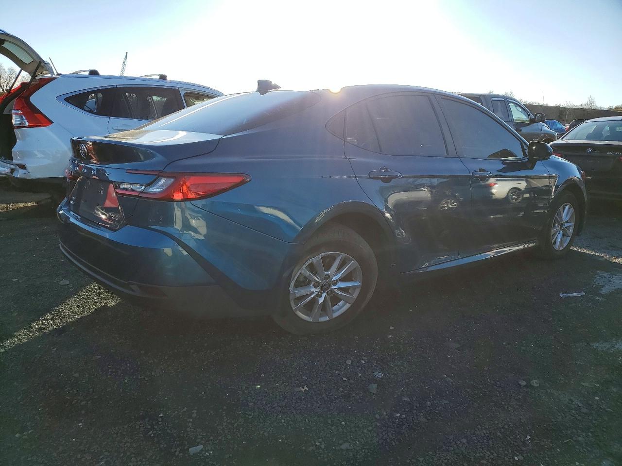 2025 TOYOTA CAMRY XSE photo 3
