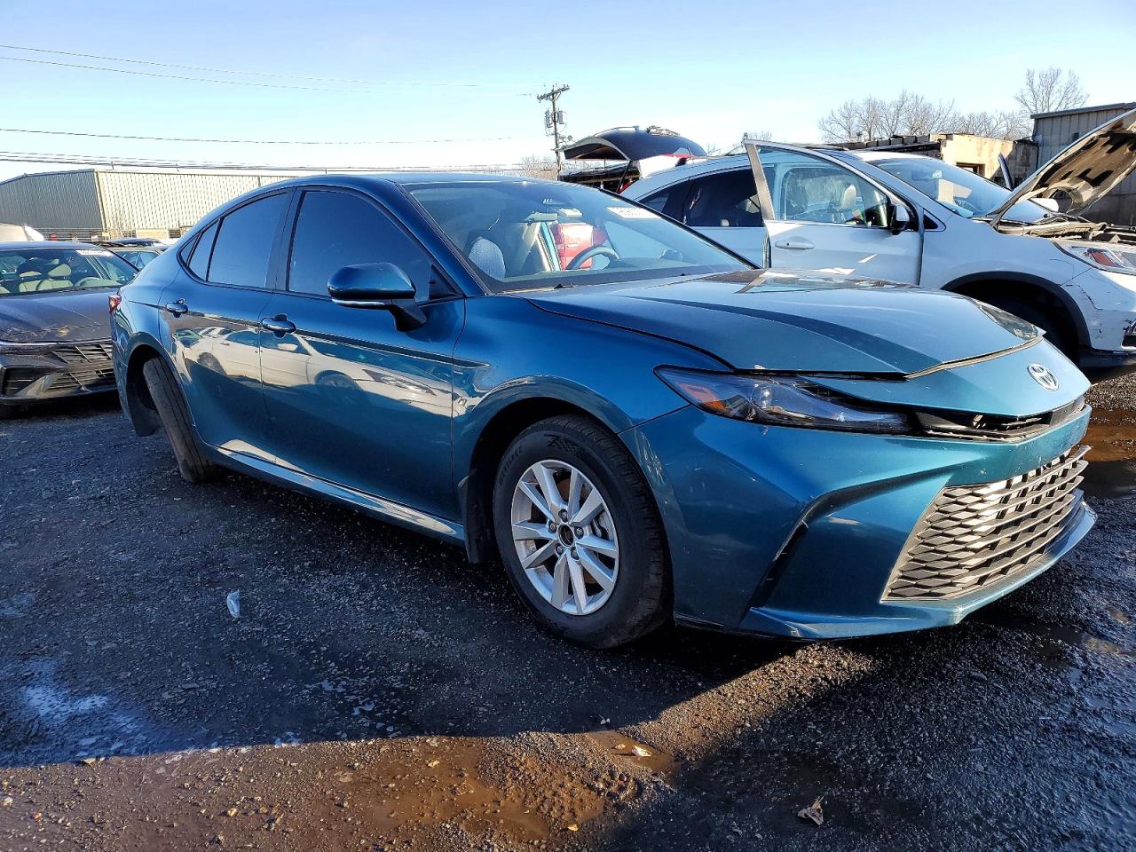 2025 TOYOTA CAMRY XSE photo 4