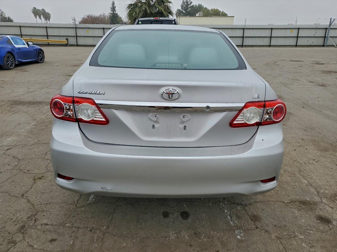 2011 TOYOTA COROLLA BASE photo 6