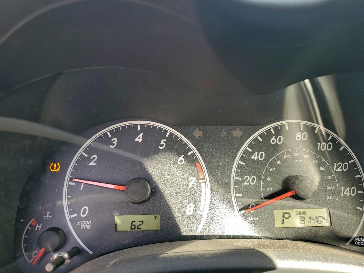 2011 TOYOTA COROLLA BASE photo 9