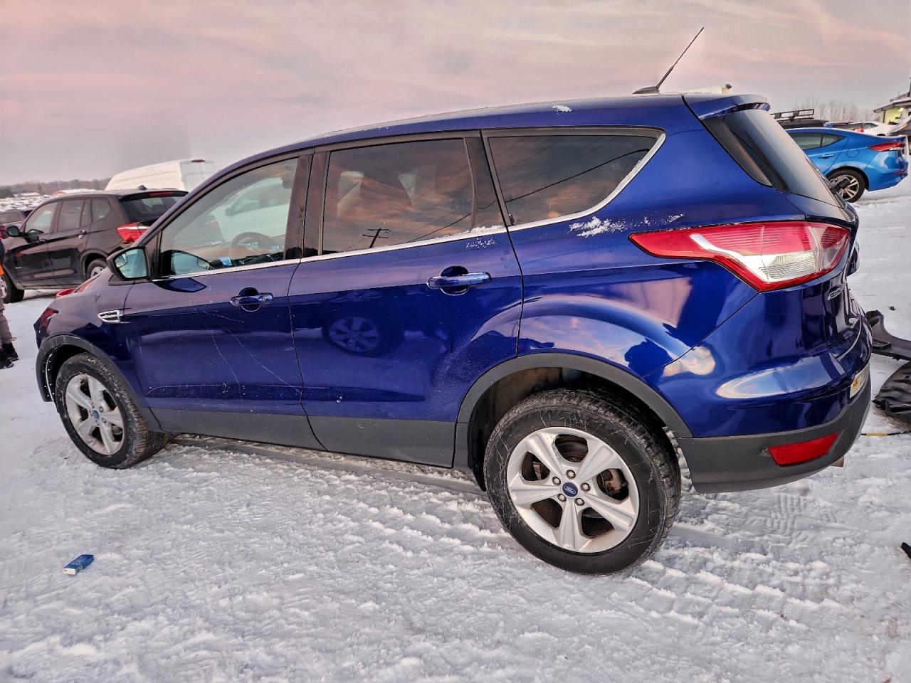 2013 FORD ESCAPE SE photo 4