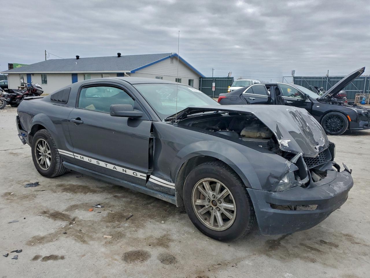 2007 FORD MUSTANG photo 4