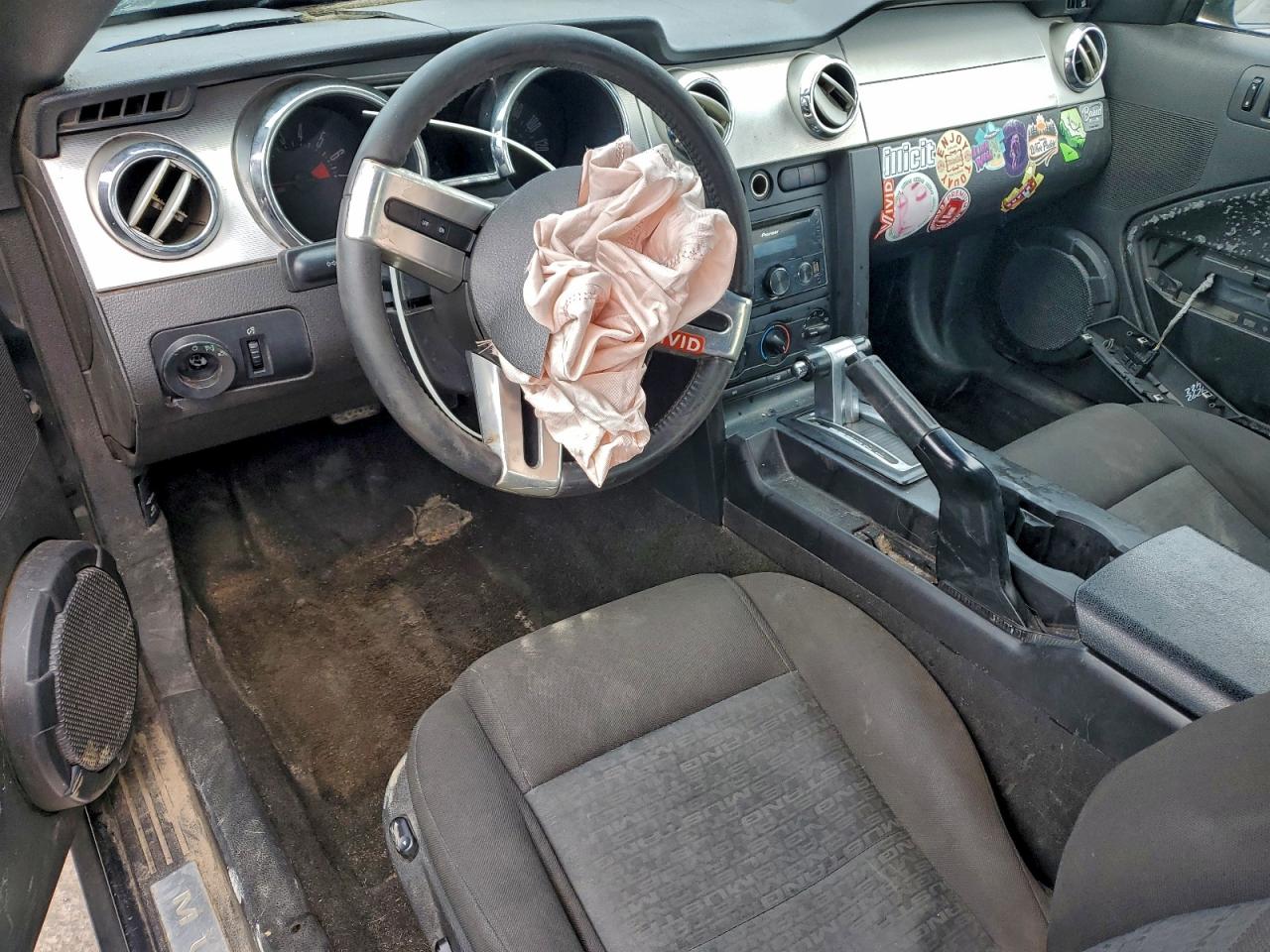 2007 FORD MUSTANG photo 8