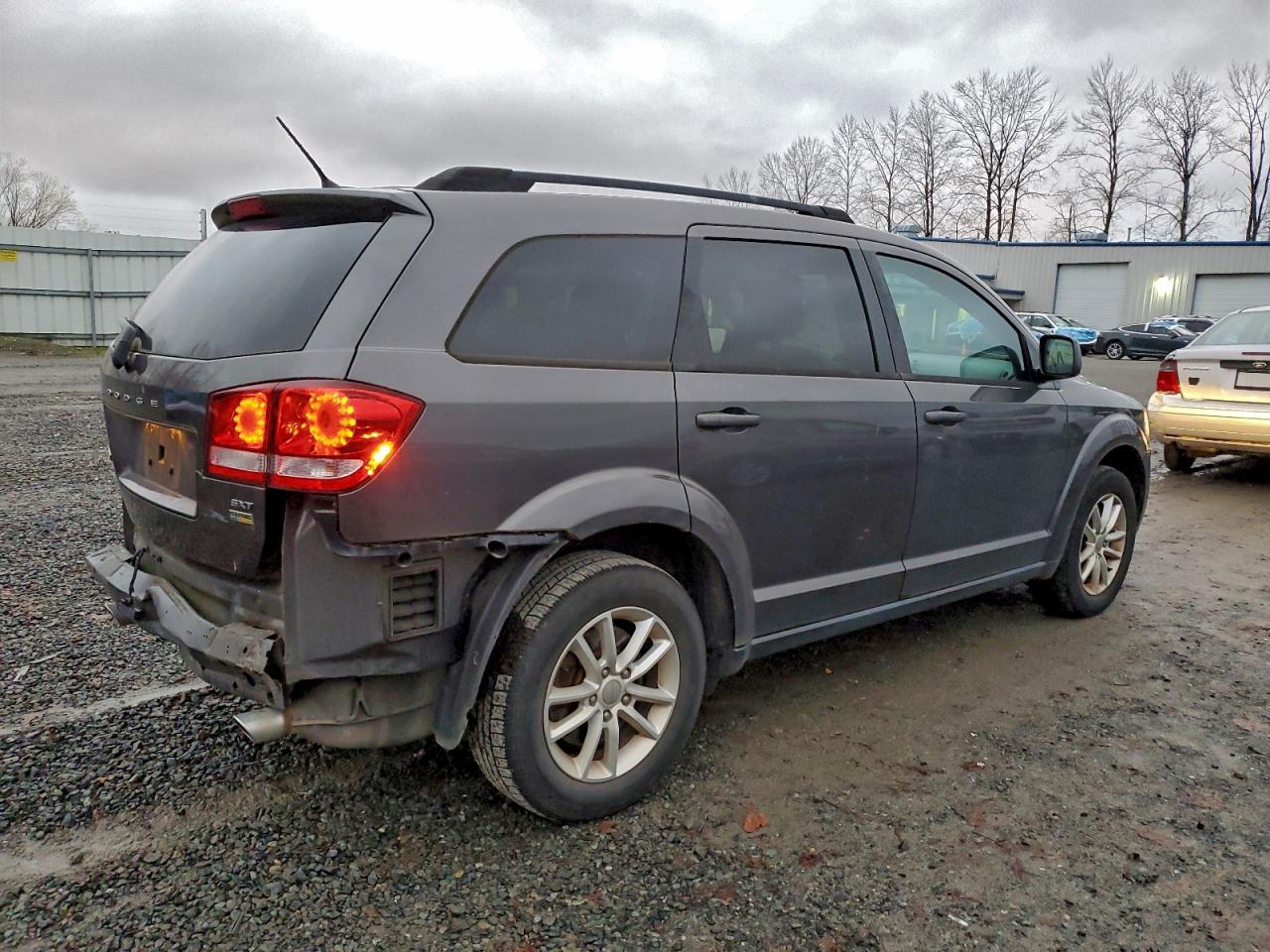 2015 DODGE JOURNEY SXT photo 3