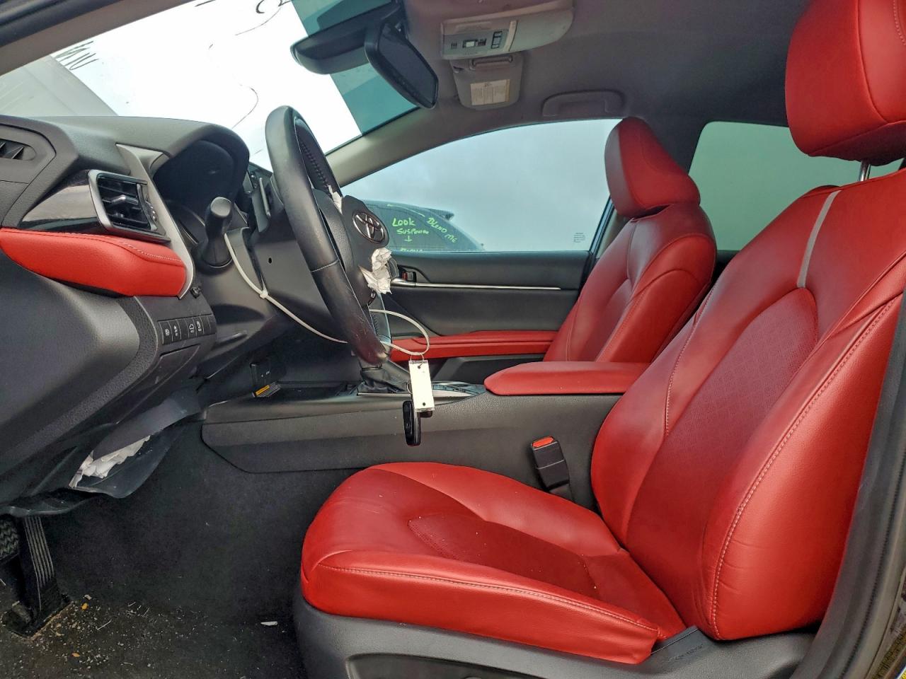 2021 TOYOTA CAMRY XSE photo 7