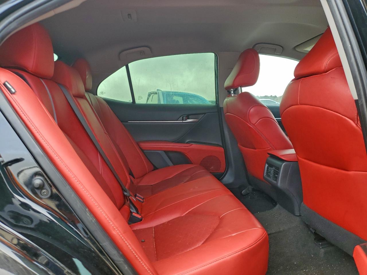 2021 TOYOTA CAMRY XSE photo 10