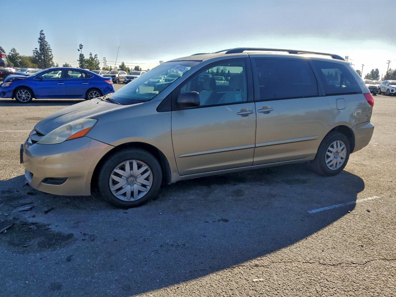 2008 TOYOTA SIENNA