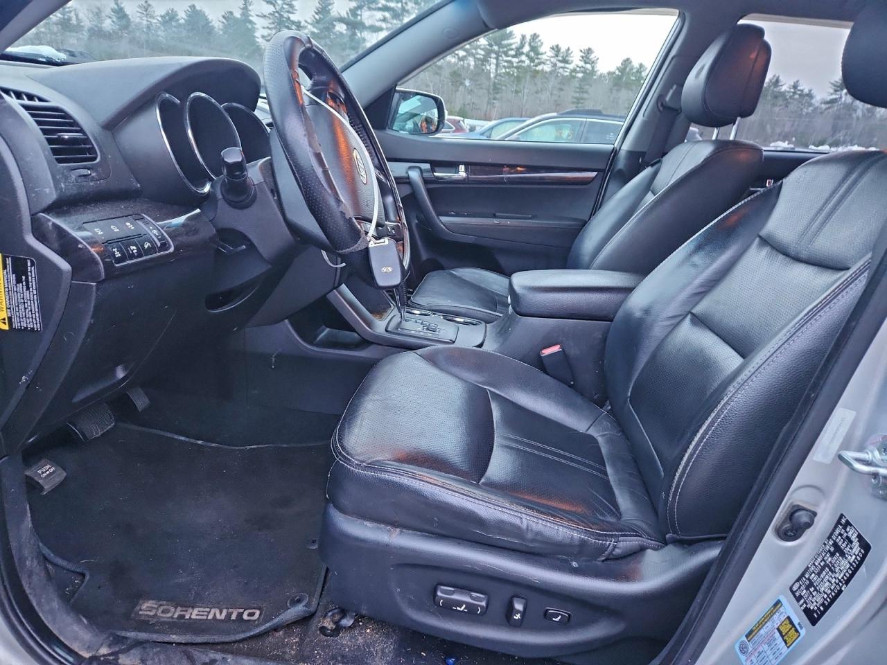 2011 KIA SORENTO EX photo 7