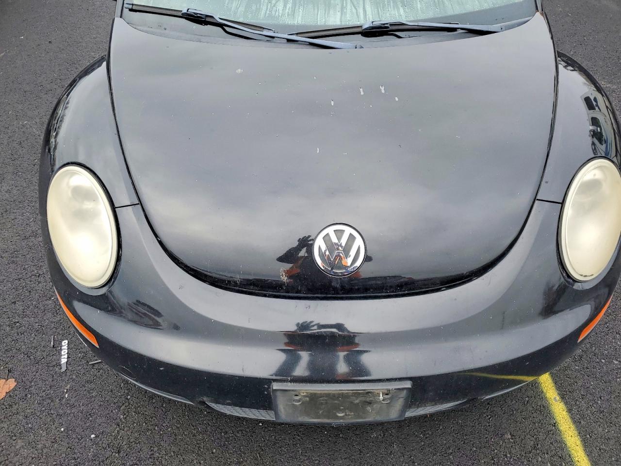 2009 VOLKSWAGEN NEW BEETLE S photo 11