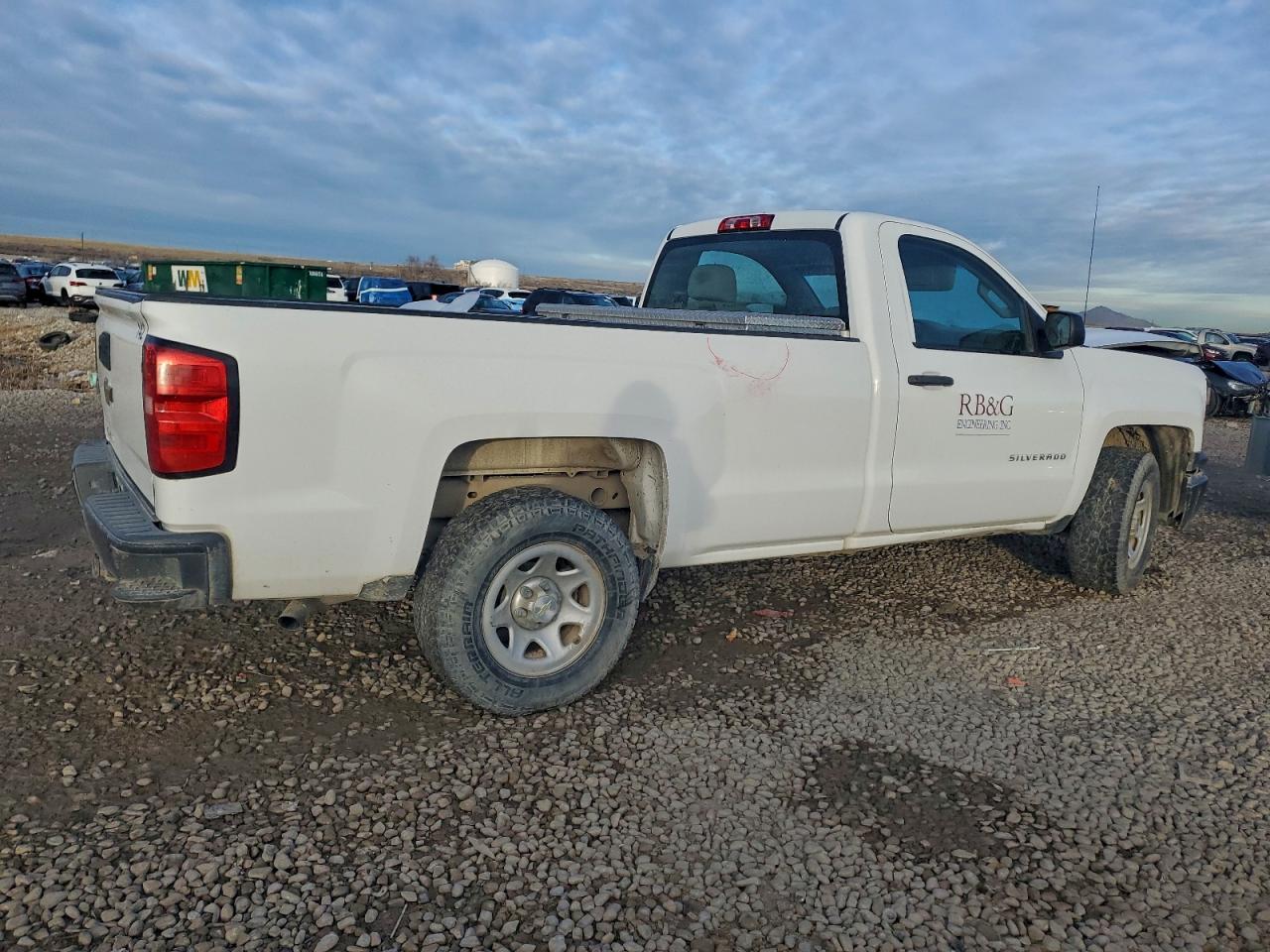2014 CHEVROLET SILVERADO C1500 photo 3