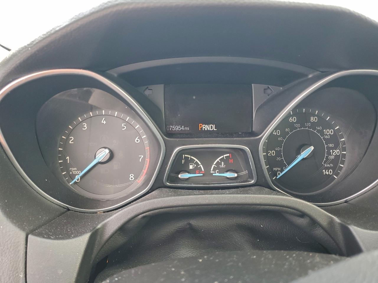 2017 FORD FOCUS SE photo 17