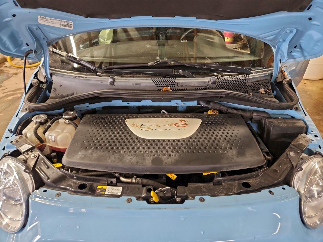2015 FIAT 500 ELECTRIC photo 31