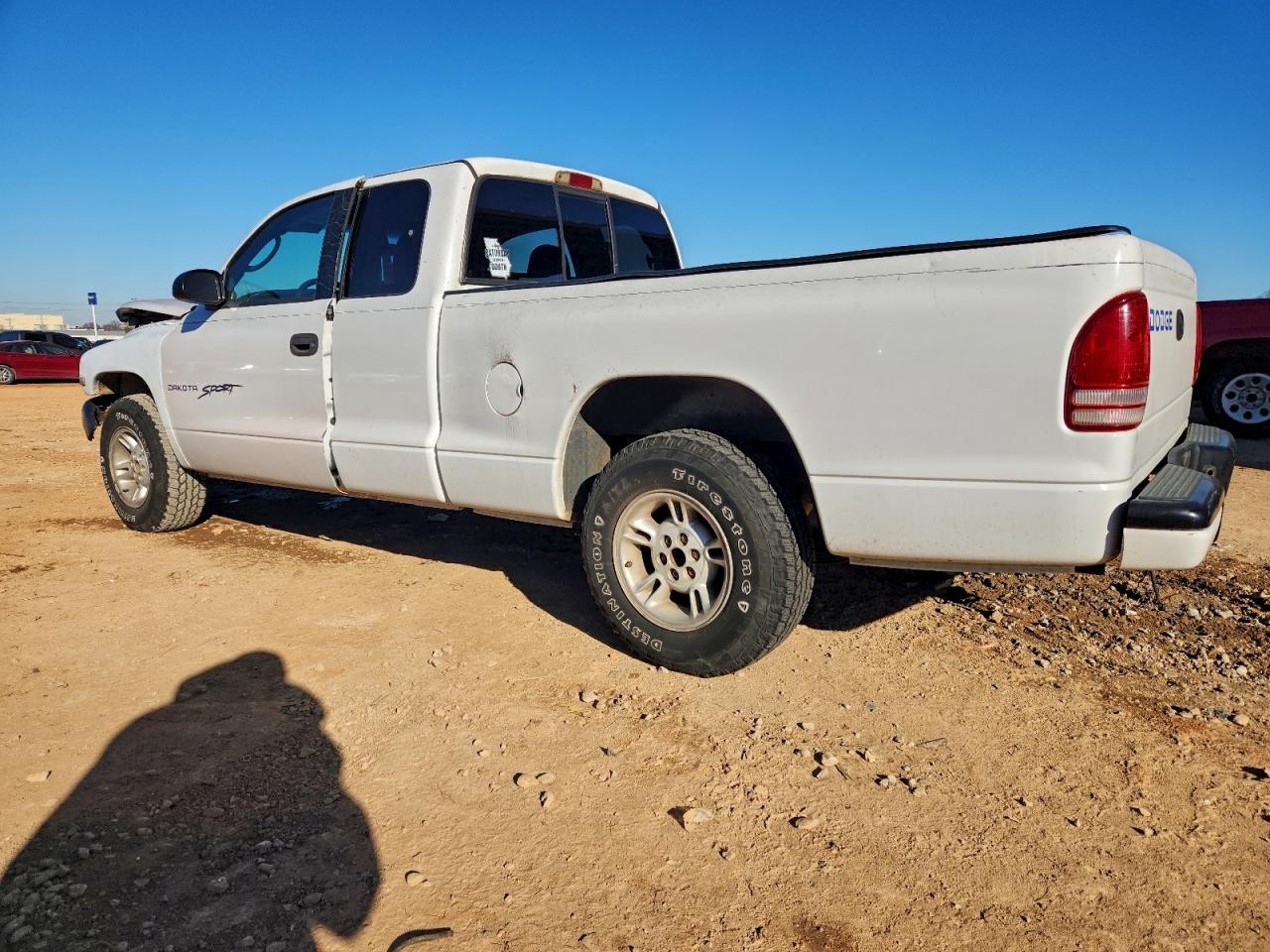 2000 DODGE DAKOTA photo 2