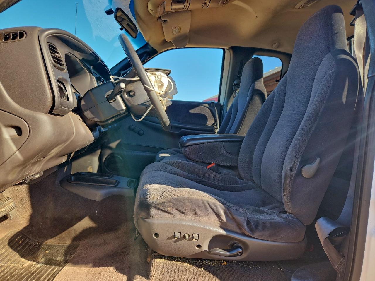 2000 DODGE DAKOTA photo 7