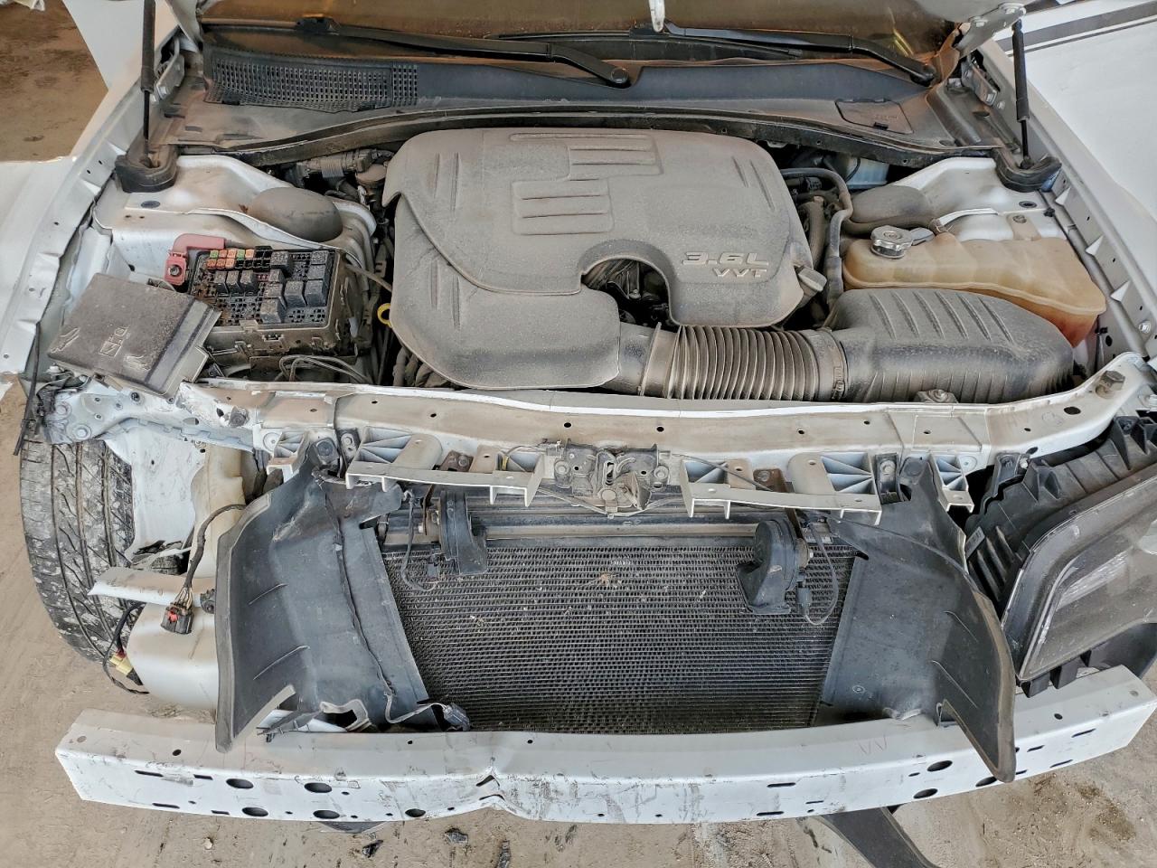 2019 CHRYSLER 300 S photo 11