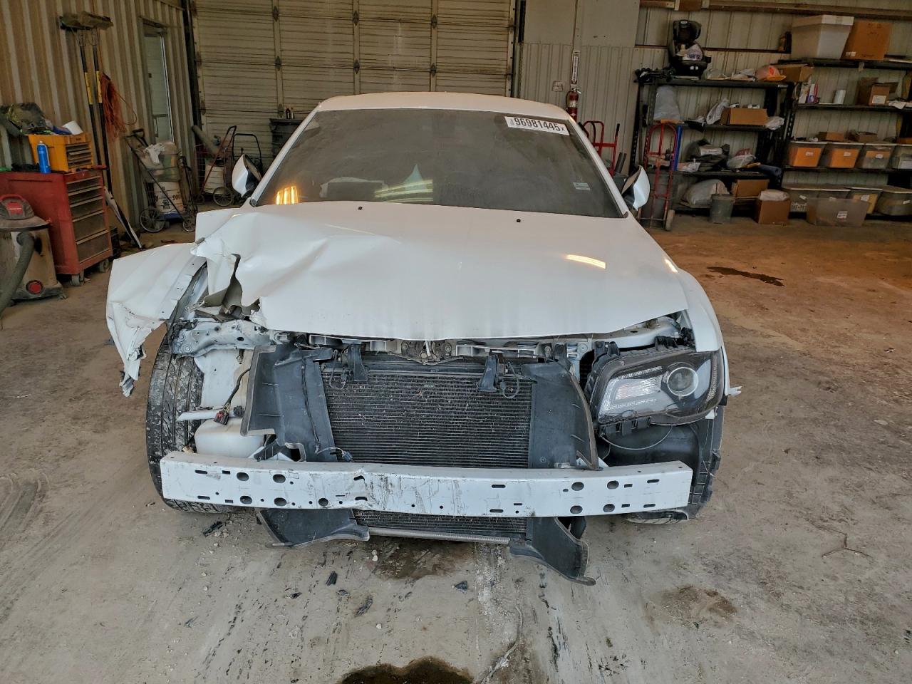 2019 CHRYSLER 300 S photo 5