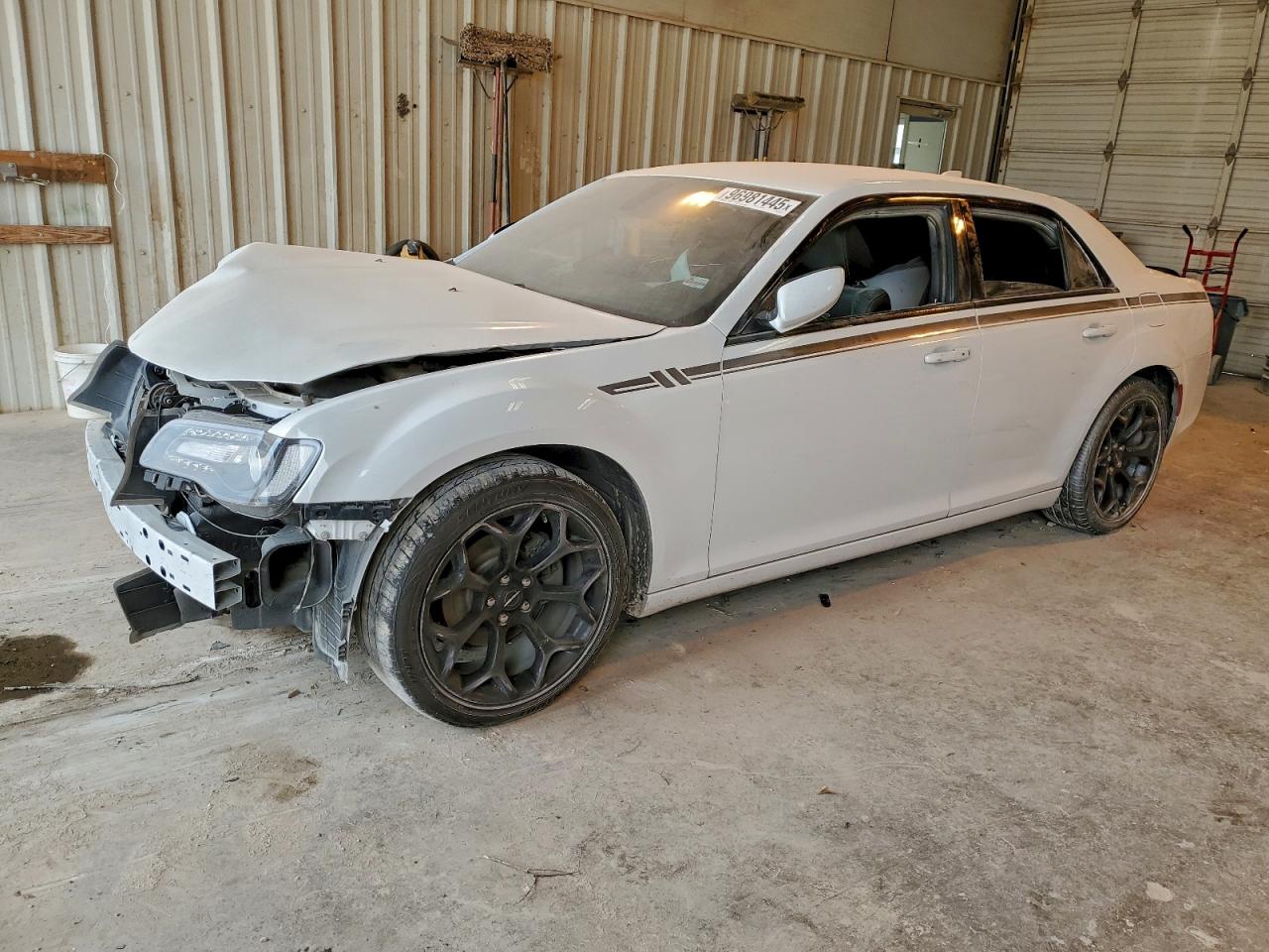 2019 CHRYSLER 300