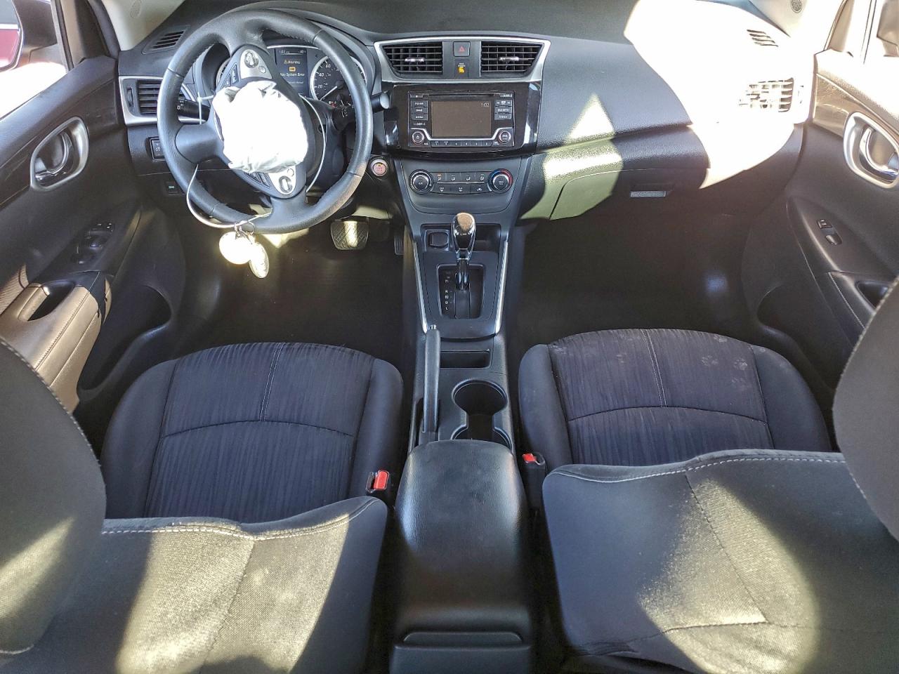 2017 NISSAN SENTRA S photo 8