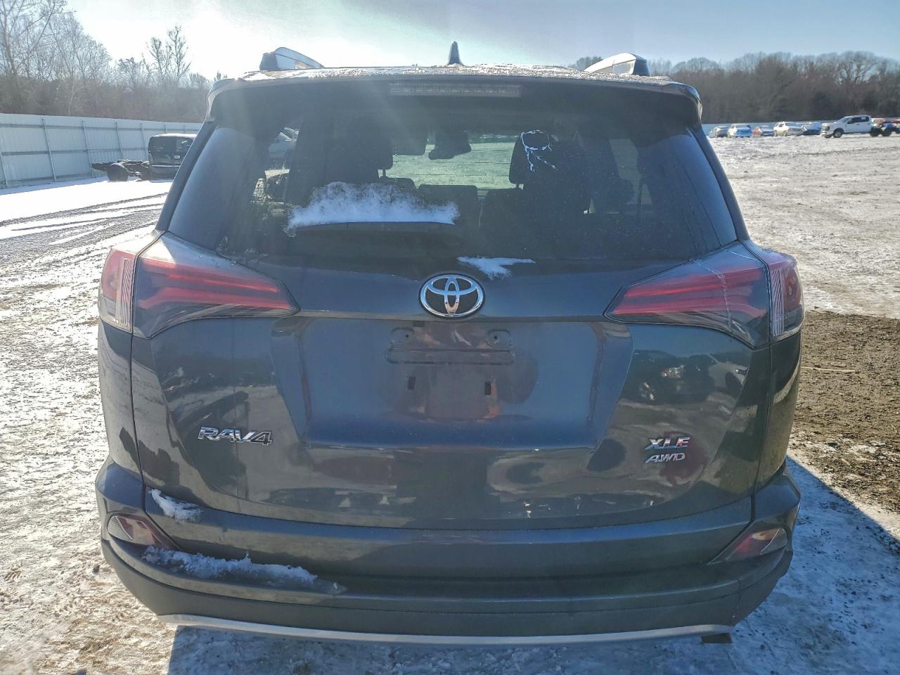 2018 TOYOTA RAV4 ADVENTURE photo 11