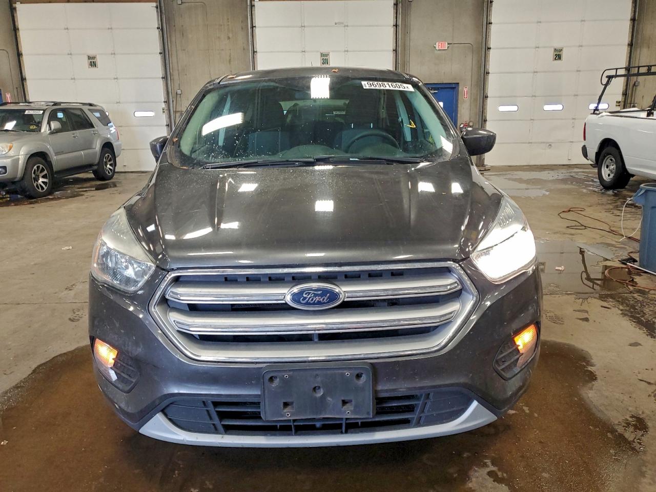 2017 FORD ESCAPE SE photo 13