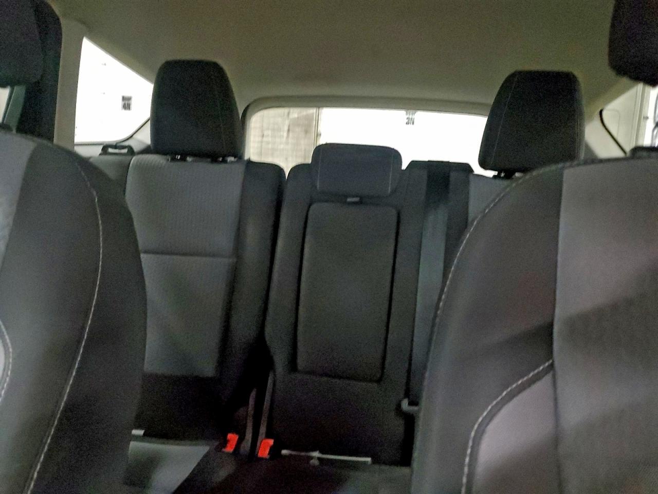 2017 FORD ESCAPE SE photo 28