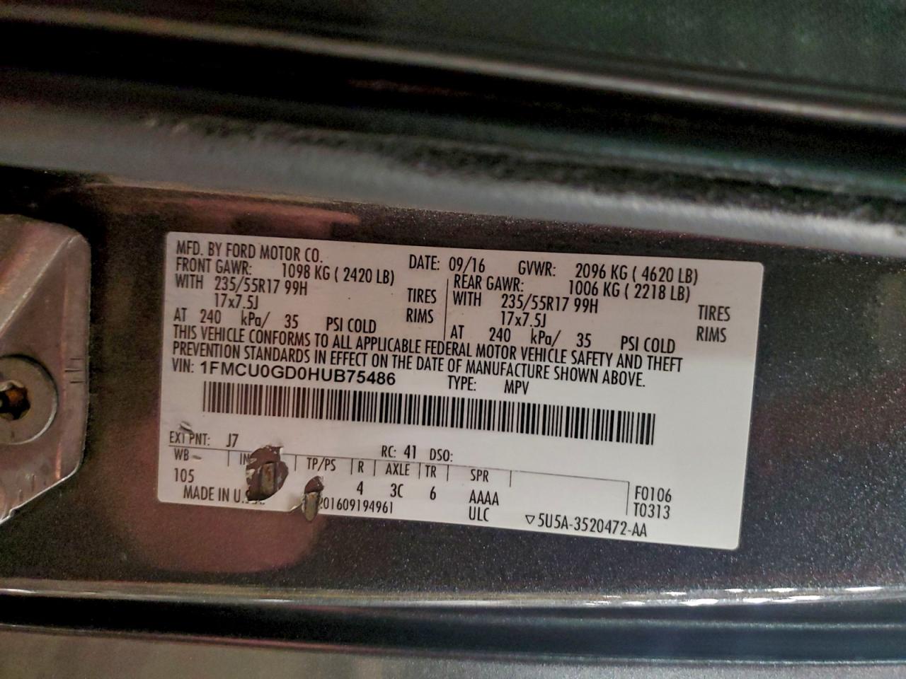 2017 FORD ESCAPE SE photo 37