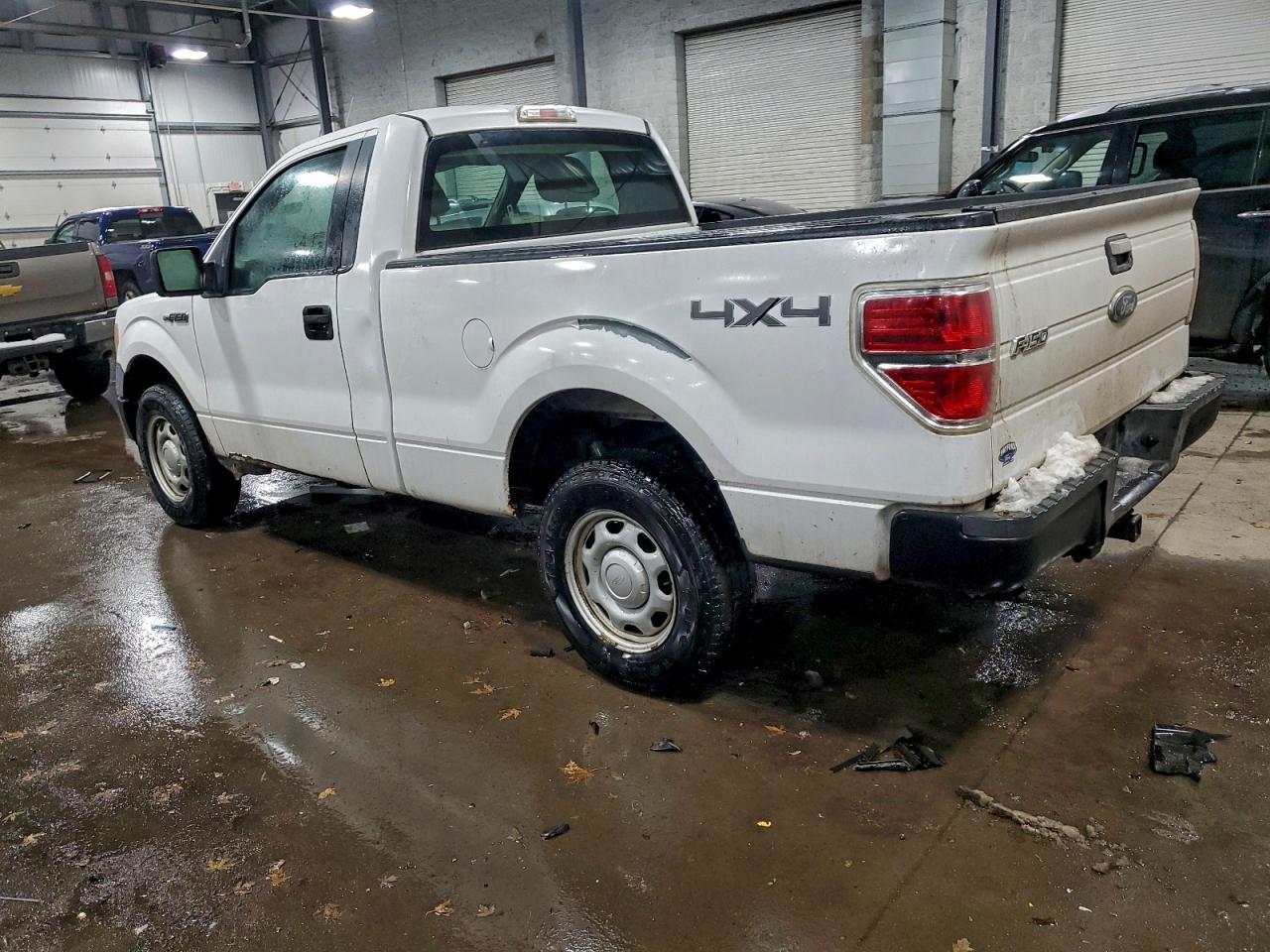 2010 FORD F150 photo 2