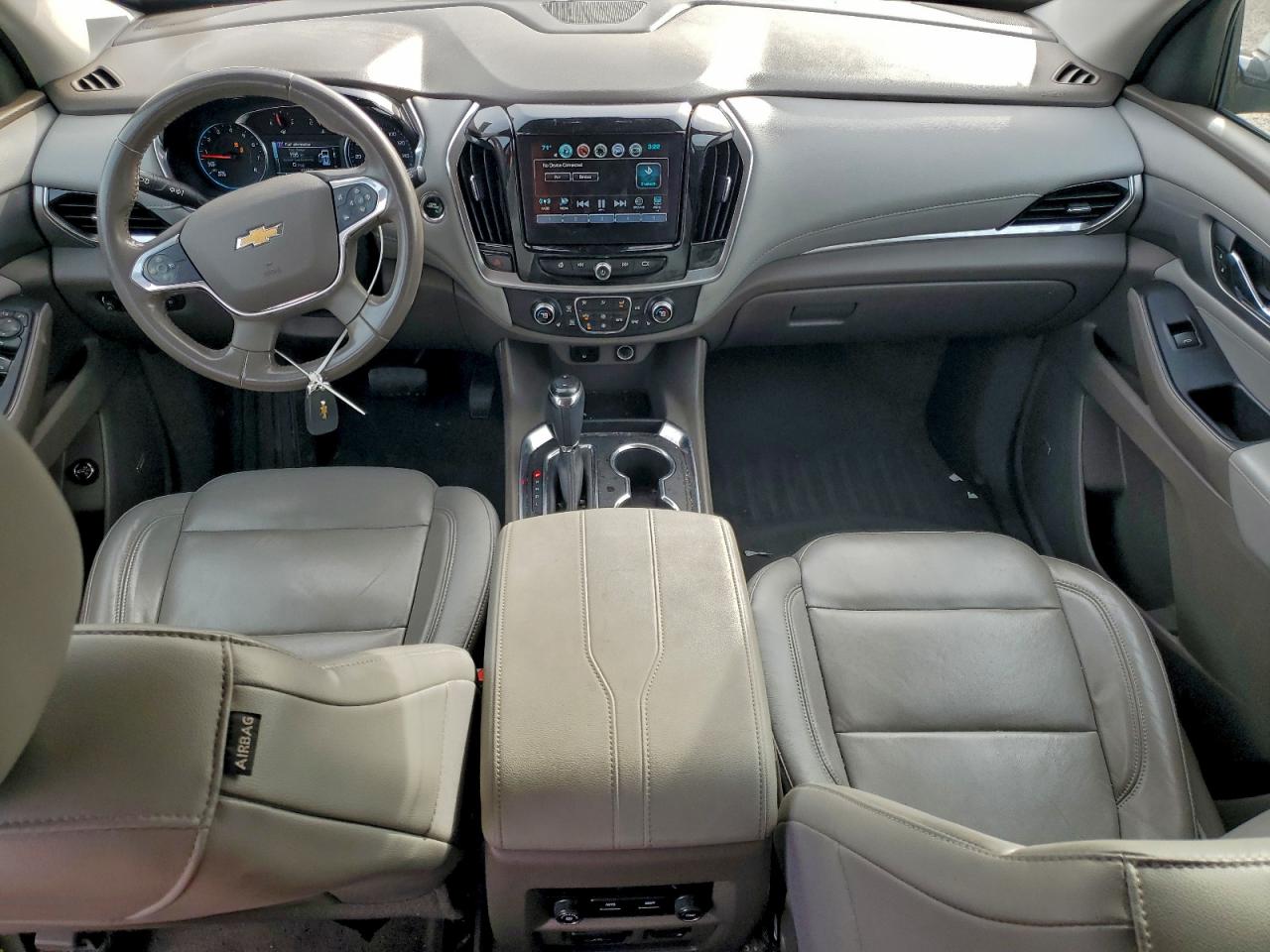 2019 CHEVROLET TRAVERSE LT photo 8