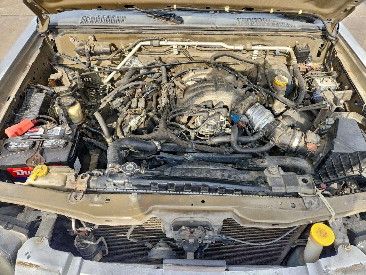 2002 NISSAN FRONTIER CREW CAB XE photo 11