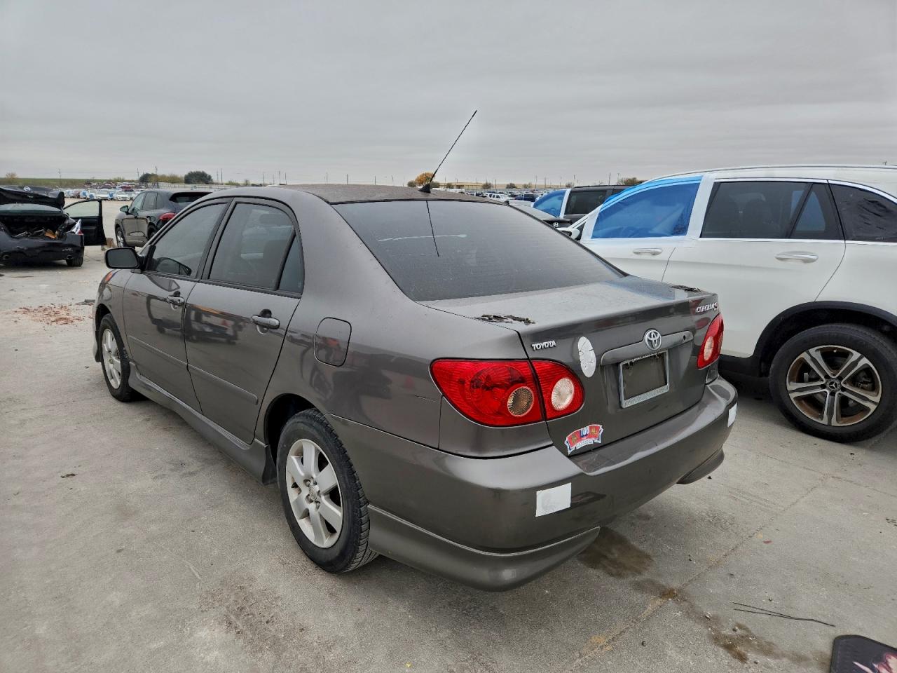 2007 TOYOTA COROLLA CE photo 2