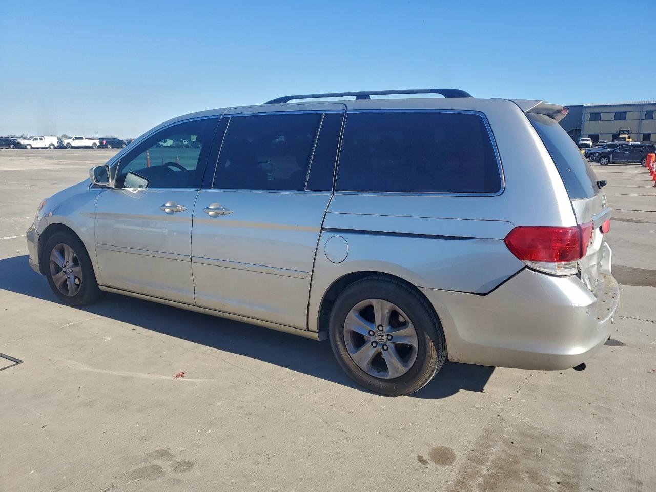 2008 HONDA ODYSSEY TOURING photo 4