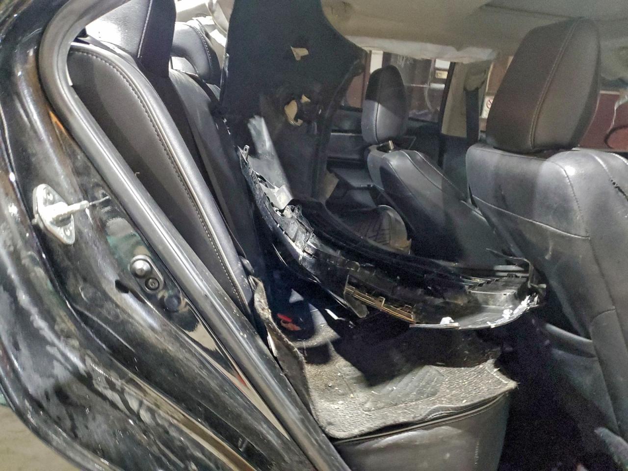 2016 TOYOTA COROLLA L photo 28