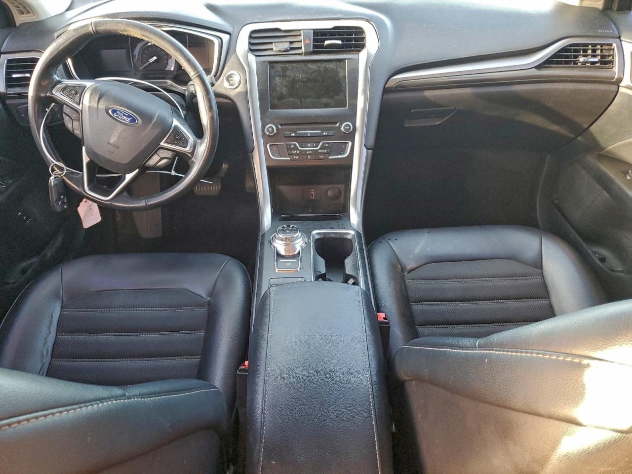 2017 FORD FUSION SE HYBRID photo 15