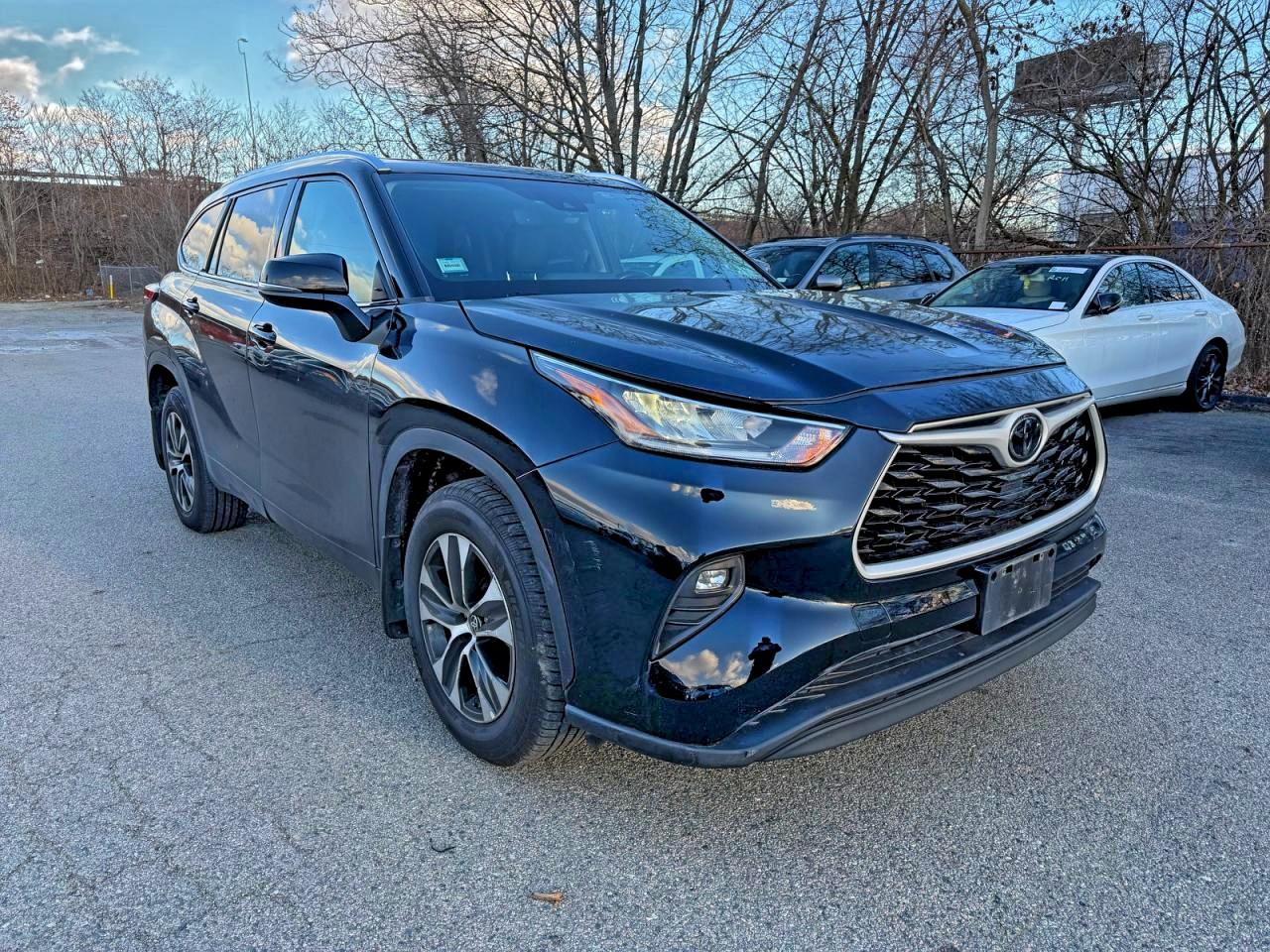 2020 TOYOTA HIGHLANDER