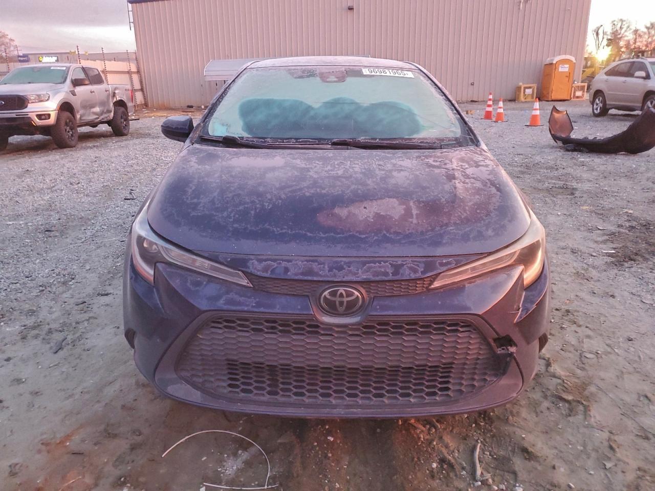 2020 TOYOTA COROLLA LE photo 5
