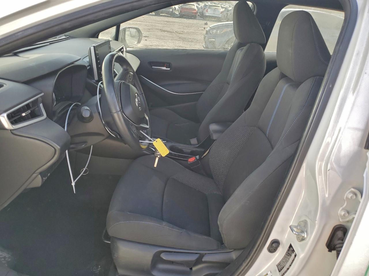 2020 TOYOTA COROLLA SE photo 19
