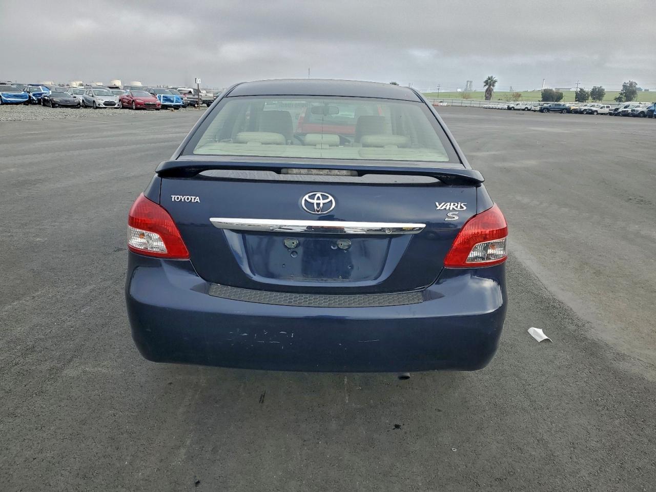 2008 TOYOTA YARIS photo 16